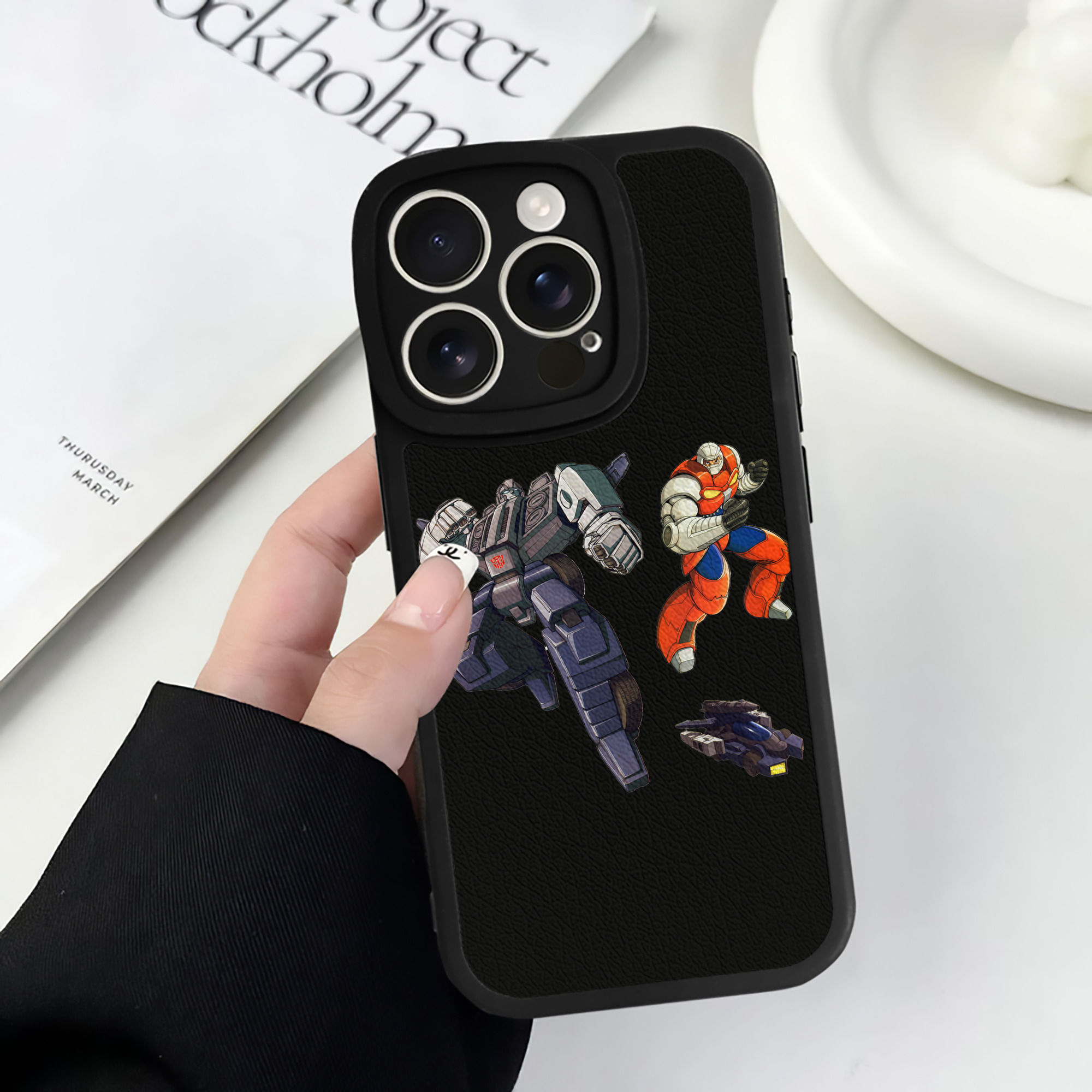 （画像用）  【iPhone 16シリーズ対応】シリコンスマホケース（レザー調） 材質：シリコン